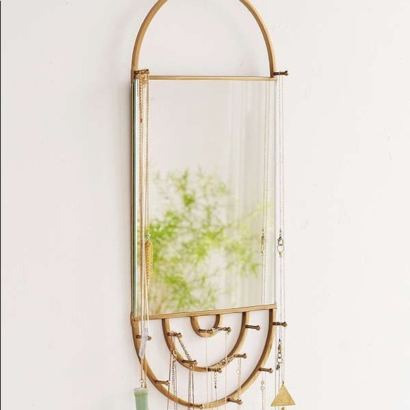 ✨SOLD ✨Arched Gold Mirrored Jewlery Hanger - Picture 1 of 7